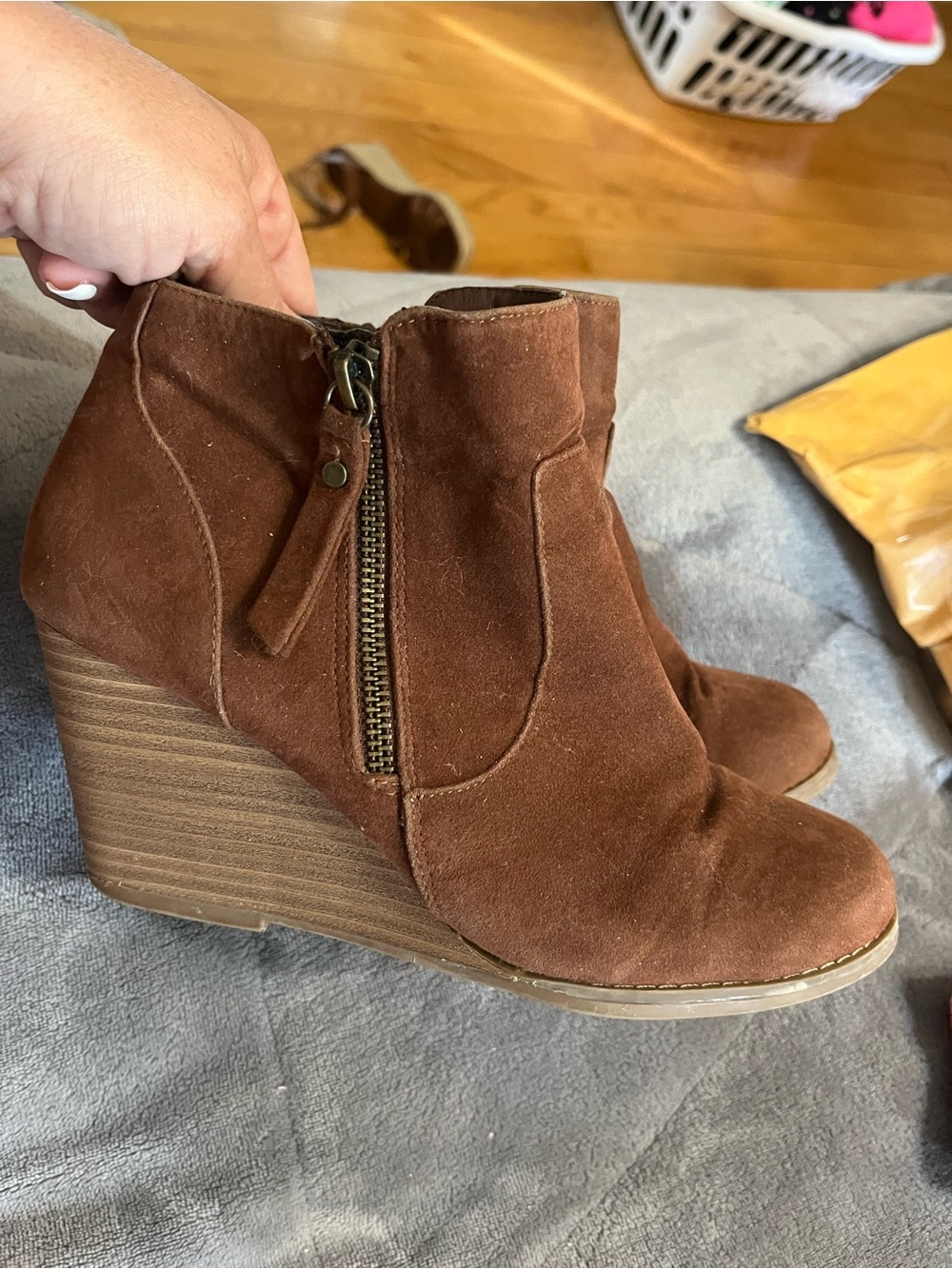 Universal Thread Brown Suede Wedge Ankle Booties